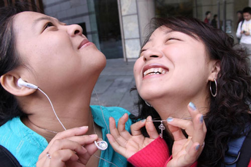 看誰的更閃？
